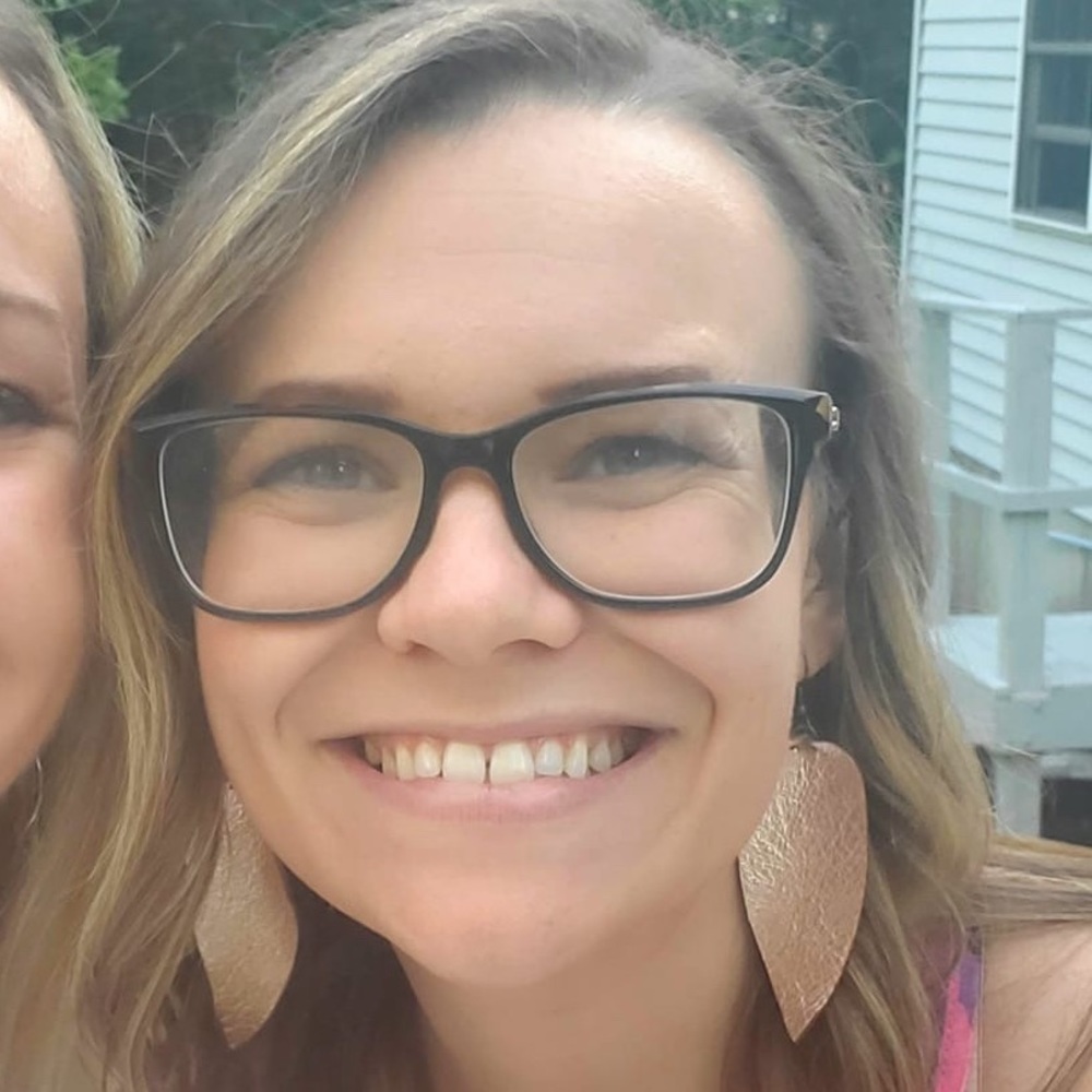 Meet your Posher, Michele